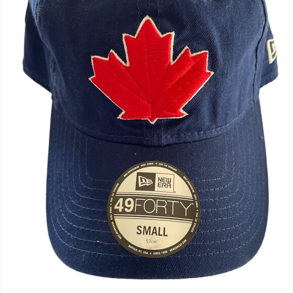 Toronto Blue Jays New Era Core Fit 49FORTY Fitted Hat Cap Royal Maple Leaf Sz S - Picture 2 of 6
